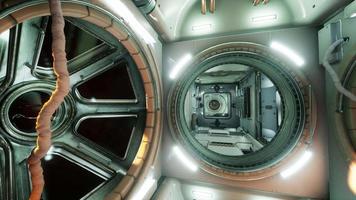 interior da estação espacial futurista internacional video