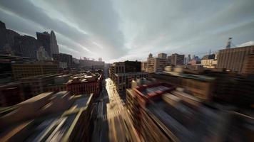 vista aérea de hiperlapso sobre el tráfico de la gran ciudad video