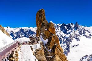 estación de observación aiguille du midi chamonix, mont blanc, haute-savoie, alpes, francia foto
