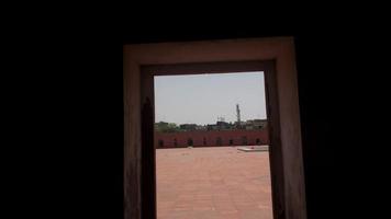 Badshahi-Moschee in der ummauerten Stadt Lahore in Punjab, Pakistan. muslimischer Gebetsbereich video
