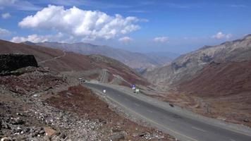 vista panorámica superior de babusar desde la cima de la montaña gilgit baltistán, pakistán video