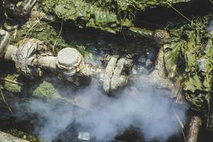 Corrosión oxidada a través del tubo de la válvula tubería de fuga de gas de vapor foto