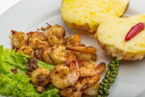 Garlic shrimps with potato photo