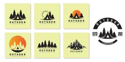 diseño del logotipo del campamento de fogatas, al aire libre, por la noche, ilustración vectorial de escalador de montaña en el bosque vector