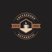 logotipos clásicos de la cafetería con insignia retro. taza, frijoles, café estilo vintage diseño vector ilustración