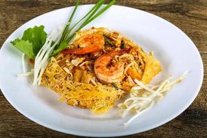 Pad Thai on plate photo