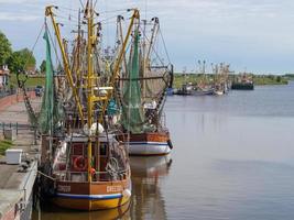 Greetsiel en la costa alemana del Mar del Norte foto