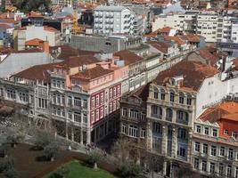 el río duero y la ciudad de porto foto