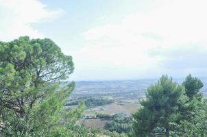 vista desde las colinas en recanati foto