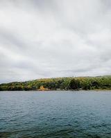 hermoso paisaje en Long Island con hermosa montaña foto