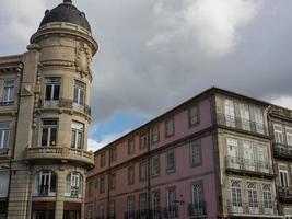 el río duero y la ciudad de porto foto