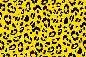 Yellow leopard seamless pattern. Animalistic print. Vector hand-drawn background.