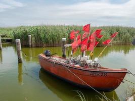 ahrenshoop en el mar báltico en alemania foto