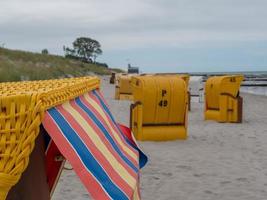 ahrenshoop en el mar báltico en alemania foto