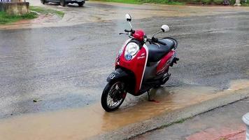 Koh Samui Surat Thani Thailand 2018 Extreme monsoon rain flooded roads moving vehicles Koh Samui Thailand. video