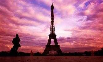 Torre Eiffel. parís, fance al atardecer foto