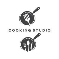 Food studio vector logo. Kitchen equipment. Food icon. Food logos. Cooking logo. Restaurant logo template vector. Cafe logo. pan icon.