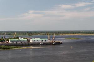 vista de verano del distrito histórico de nizhny novgorod. Rusia foto