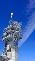 aventura en las montañas de la torre de control del observatorio en suiza, europepeak foto