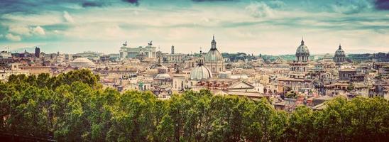 panorama de la antigua ciudad de roma, italia. antiguo foto