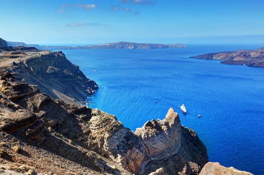 acantilado y rocas de la isla de santorini, grecia. ver en la caldera foto