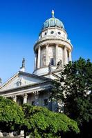 berlín, alemania, 2022 - el gendarmenmarkt. catedral alemana en berlín foto