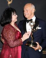 los angeles, 9 de septiembre - delta burke, gerald mcraney en los premios emmy creativos 2017 en el microsoft theater el 9 de septiembre de 2017 en los angeles, ca foto