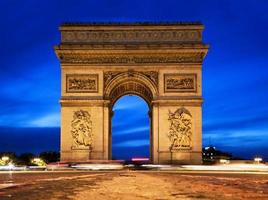 Arc de Triomphe at night, Paris, France. photo