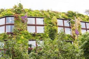 edificio historico en paris francia foto