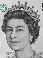 londres, inglaterra, 2022 - detalle de cerca de la reina en moneda foto