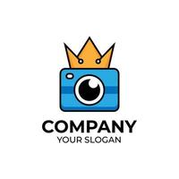 King camera logo design vector