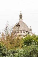 la arquitectura externa de sacre coeur, montmartre, parís, francia foto