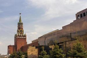 Torre Spasskaya en la Plaza Roja foto