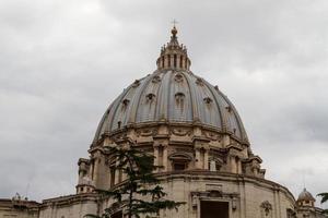 Basilica di San Pietro, Vatican City, Rome, Italy photo