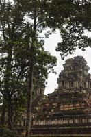 Angkor Wat complex photo