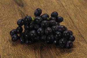 uva roja dulce madura fresca foto