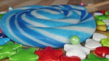 deliciosos dulces de bocadillos coloridos video