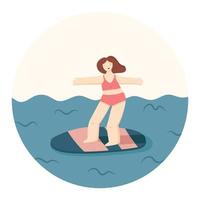 mujer joven de pie en la tabla de surf. chica de dibujos animados en traje de baño surfeando a bordo. personaje femenino disfrutando de las vacaciones de verano. ilustración vectorial plana.