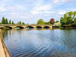 lago serpentino hdr, londres foto