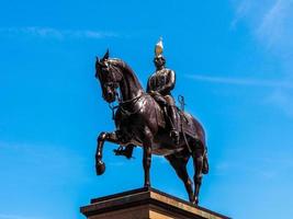 hdr príncipe albert monumento en glasgow foto