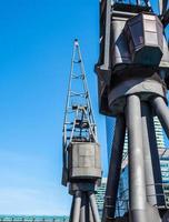 HDR Crane in London photo