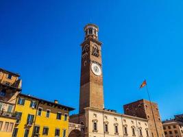 hdr piazza delle erbe en verona foto