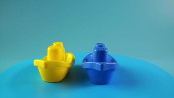 Children bath toy blue and yellow boat video