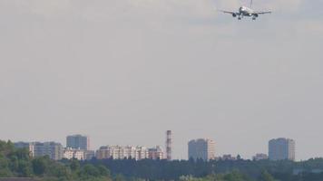 Aircraft Aeroflot landing video