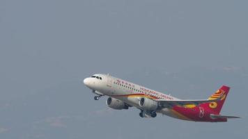 Hong Kong Airlines Airbus A320 departure from Hong Kong video