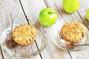 tarta de crumble de manzana dulce y deliciosa foto