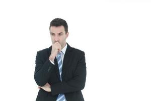 hombre de negocios exitoso y guapo en un traje de pensamiento serio y duro en el trabajo aislado sobre fondo blanco. copie el espacio foto