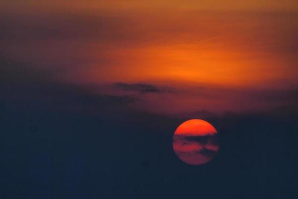 Red Sun Stock Photos, Images and Backgrounds for Free Download