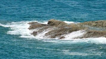 onde della costa dell'Oceano Indiano video