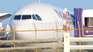 close-up vista do cockpit airbus a330 video